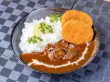 【人気No.2】チャンピオン黒毛和牛の牛すじビーフシチュー肉コロッケ2個トッピング(サラダ・ライス付き)（薬院成田屋のカレー＆ビーフシチュー）