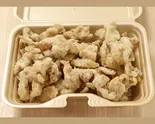 鶏皮揚げ(スパイス・甘だれ)Deep-fried Chicken Skins(濃厚鶏白湯つけ麺 どっかん 西中島南方駅前店)
