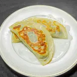 ニラおやき(韭菜盒子) 2個（東京穆斯林飯店 ムスリム飯店）