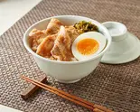 ✨ニ豚カルビ丼 Mini Pork Krubi Rice Bowl（Mr.チキン 戸田店）