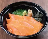 1054】サーモン丼（海鮮寿司めちゃんこ 博多駅筑紫口店）