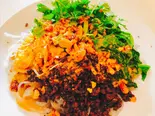 汁なし坦々ビーフン（飲茶料理 飛輝）