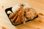 1キロからあげ＆エビフライ弁当（デカ盛り弁当 はるき 平岸店【唐揚げ弁当屋】）