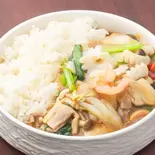 中華丼（台湾料理 営業中 東三国店）