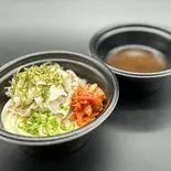 キムチ肉つけ讃岐うどん（肉つけうどんと丼ぶりの店 八雲）