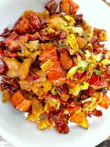 辣子鶏(鶏モモと唐辛子の四川風炒め)(香菇王)