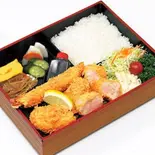ミックスかつ弁当（とんかつ屋 双葉葛西）