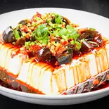 ピータンと豆腐サラダ（本格中華料理 永利 六本木店）