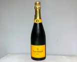 ヴーヴ・クリコ・イエロー・ラベル・ブリュット(750ml) Clicquot Yellow Label（コーデュロイカフェ 大名店）