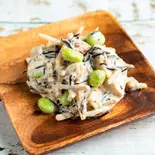 【単品】鶏むね肉とごぼうとひじきのサラダ（Body Make Cafe Tokyo ヘルシー＆ダイエットフード）