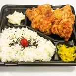 辛い唐揚げ弁当(からあげ金と銀 横浜橋店)