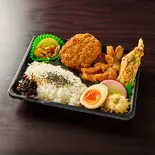 ④鶏メンチ＆鶏スタミナ焼き弁当（なるとキッチン 武蔵小杉北口店）