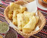 Cheese Nan チーズナン(ニルワナム 南インド料理レストラン 銀座店 Nirwanam North-South Indian Restaurant Ginza)