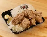 1キロからあげ弁当 1kg Karaage Box(【メガ盛り‼】1キロ弁当工房肉MAX!!大盛りからあげお弁当 淵野辺店)