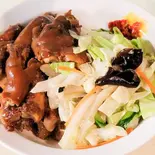 豚足煮込み乗せご飯(猪脚飯)（七左食堂）