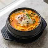 チーズスンドゥブ(ライス付き) Cheese Sundubu (With Rice)（韓国料理ハンウリ）