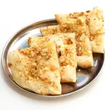 アーモンドナン Almond Naan(テーストオブインディア 駒込店)