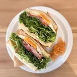 BLTEサンドウィッチ（Cafe Sadiiq）