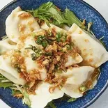 もちもち水餃子 Chewy Shrimp and Leek Boiled Dumplings（麻婆豆腐TOKYO 福岡 西新店）