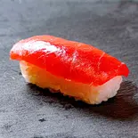 鮪赤身握り(1貫)（霜鮨 宮益坂下店）