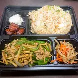肉ピーマン細切り炒め弁当 Thinly-Sliced Meat ＆ Green Peppers Bento Box（町中華宝楽）