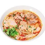 名物ブンボーフエ BUN BO HUE(BANH MI XIN CHAO 池袋店)