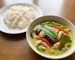 グリーンカレーライス（マイペンライス）