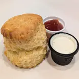プレーンスコーン(クロテッドクリーム＆ジャム付き)（Bibury Tea Rooms SCONEHOLIC OZASA）
