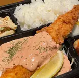 【人気No.3！】北海道産真ほっけの半身揚げ弁当 Fried Hokkaido Atka Mackerel Half Bento Box（串揚げあげあげ中井店）