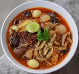チキンハルサメスープ/ကြာဇံချက်（SHWE KA TAW ASIAN RESTAURANT）