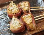 ハニーカマンベール巻き串（博多うずまき 博多駅前店）