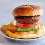 サボテンバーガー&フライドポテト(9 Hamburger & Dining Bar)