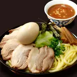 魚介豚骨【辛みそ・チャーシュー】つけ麺(麺特盛)【味玉】≪2928≫（デリズ京急鶴見店）