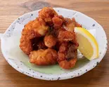 タコの唐揚げ（【豊洲市場直送！海鮮丼】吉祥寺まぐろ人）