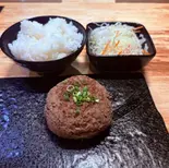 花より、ハンバーグ弁当(Mサイズ160g)※大盛ライス・サラダつき（花より、ハンバーグ。本店）