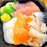 海鮮丼(ドン丼丸)