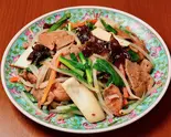 レバーニラ炒め Pork Liver ＆ Garlic Chives Stir-Fry（龍興楼）