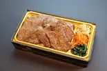 【007C】近江牛カルビ弁当(大)（東京 焼肉エイト 木場本店）