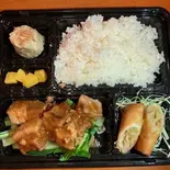 豚角煮・春巻き・シューマイ（蓮香園 新館）