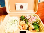 ノースショアのガーリックシュリンプ弁当（西麻布バル ブラットテラス (Bratto Terrace)）
