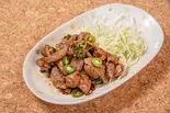 砂ズリと青唐辛子の辛辛炒め（広島お好み焼きだんだんじゃけん）