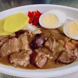 ルーローカレー（おむすび茶 chacha）