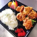 唐揚げ弁当（CAFEDINING＆STEAK GODTENDER高畑店）