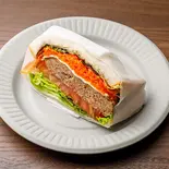 チーズハンバーグサンド（【グルテンフリー有機野菜使用】MY WITCHES SANDWICH）