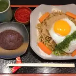 当店人気No.2【こだわり弁当】おはぎ【小豆】×焼きそば【ソース】【細麺】(甘味処 いっぷく亭)