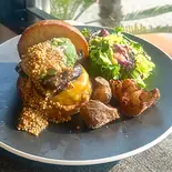 アボカドベーコンチーズバーガー AVOCADO BACON CHEESEBURGER(ZAKK WILD)