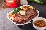 《サーロイン》ガーリックステーキ丼＆スープセット（ガーリックブラストステーキ Garlic Blast Steak 南青山店）