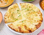 チーズガーリックナン Cheese Garlic Nan(Everest Kitchen エベレストキッチン)
