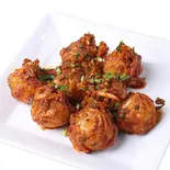 モモサデコ Momo Sadeko(EVEREST DINING AND BAR)