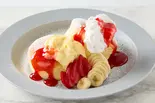 カスタード＆ホイップのWクリーム！苺バナナスフレパンケーキ(2個付き)Custard ＆ Whip Cream Souffle Pancake（しっとりパンケーキ 恋するスフレ 南6条西）